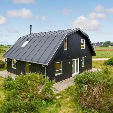 Stunning Home In Skjern With Sauna
