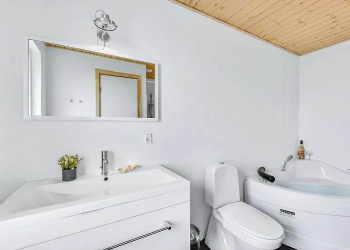Four-bedroom In בית נופש
